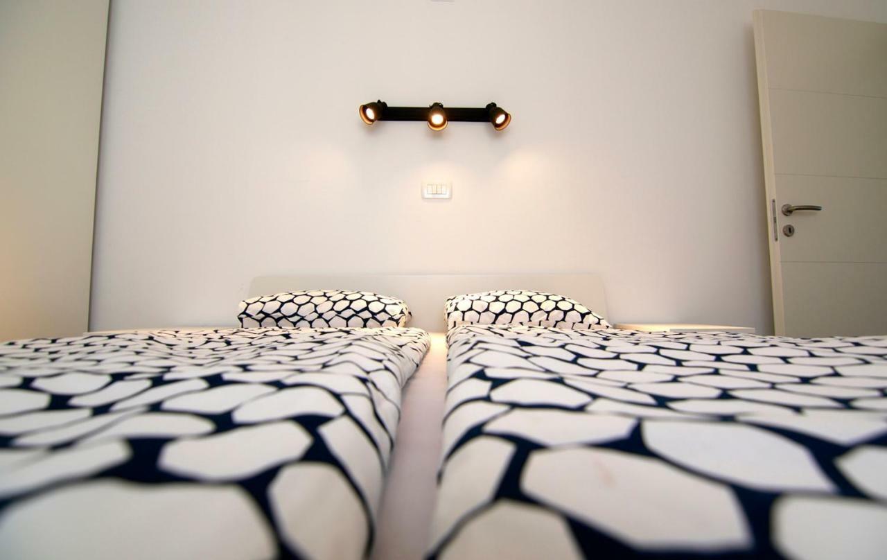 Luna Apartment