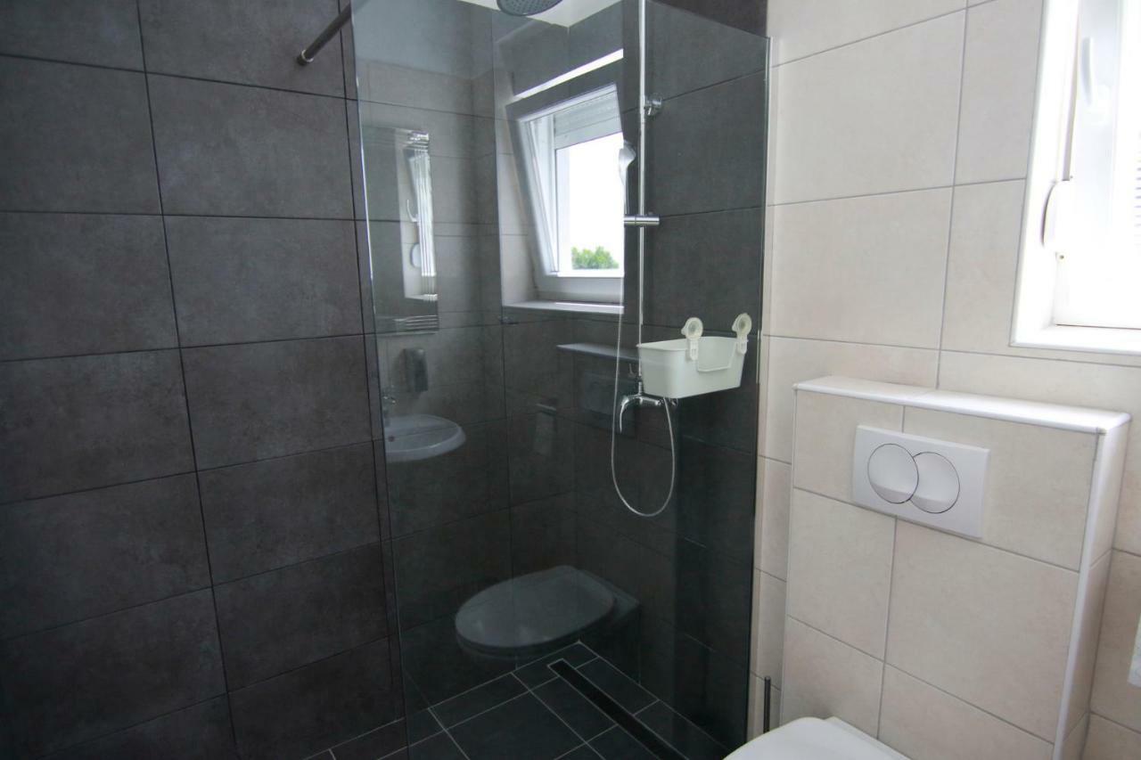 Apartment Luna Novalja